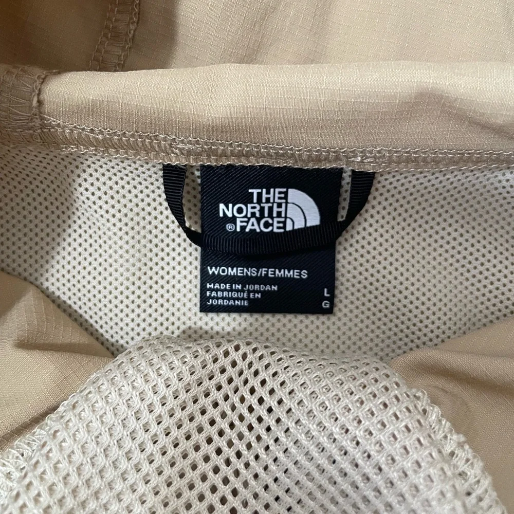 THE NORTH FACE Flash Dry Hooded Pullover - Picture 7 of 11